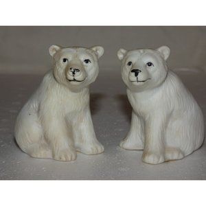 OCI WHITE POLAR BEARS PORCELAIN SALT AND PEPPER SHAKER SET W/ ORIGINAL TAG